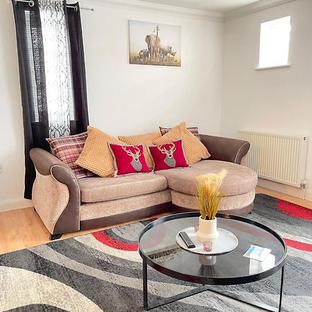 Eldridge Court Apartment Dagenham Esterno foto